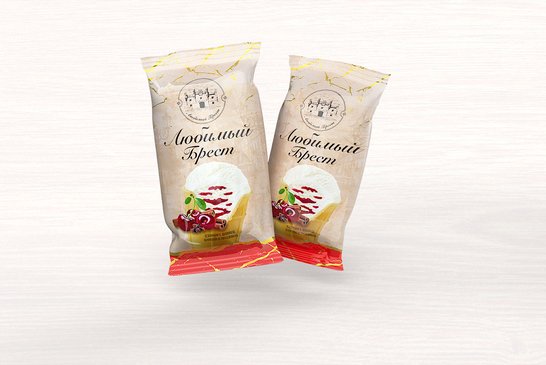 香草味冰淇淋圣代樱桃味肉桂和丁香在华夫饼杯"最喜欢的布雷斯特"